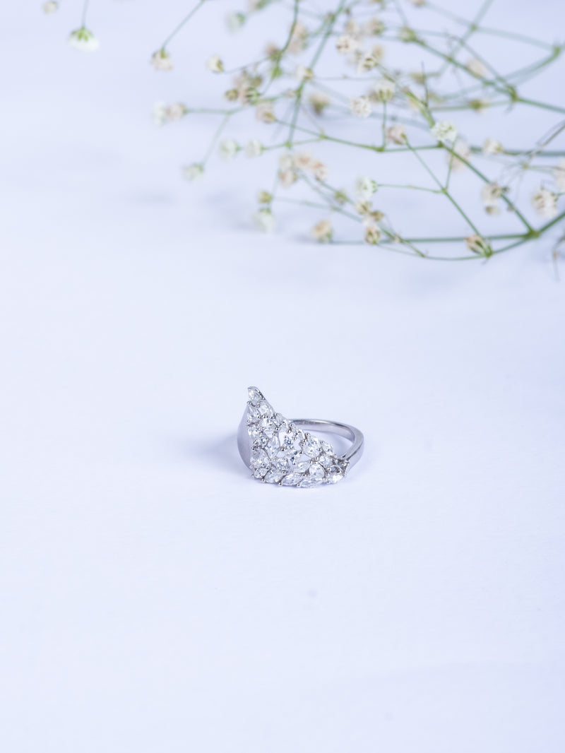 The Vertex Ring
