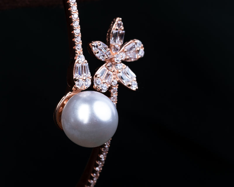The Petals Of pearl Bracelet