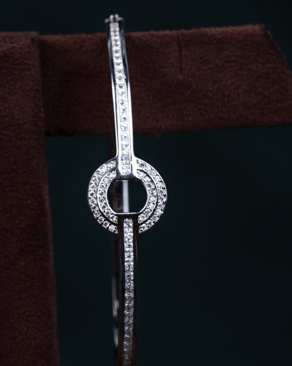 Halo Charm Bracelet