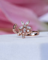 Lily Petals Toe Ring