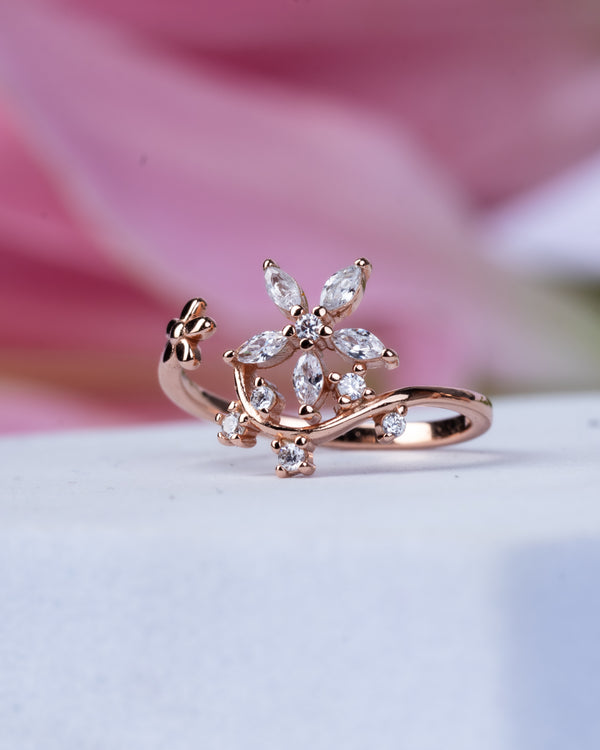 Lily Petals Toe Ring
