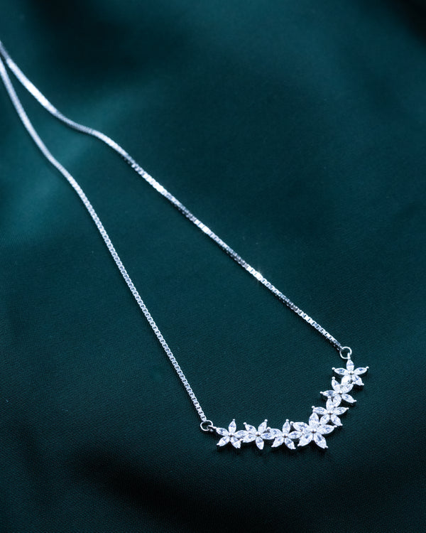 Floral Crest Necklace